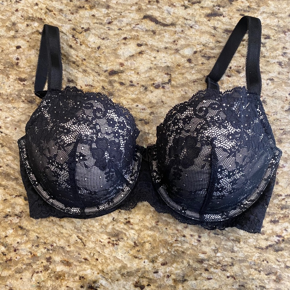 Victoria’s Secret angels collection bra